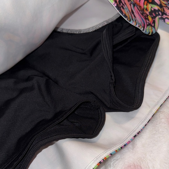 SSYS Peyton Scuba In Abstract Animal Set - Picture 13 of 13